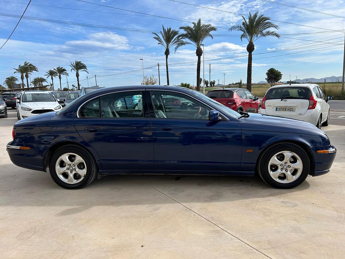 JAGUAR S TYPE 3.0 EXECUTIVE AUTO SPANISH LHD IN SPAIN 100000 MILES SUPERB 2001